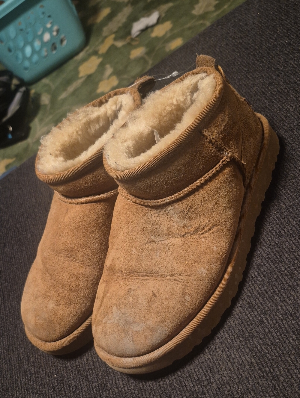 UGG Classic Mini Shearling Lined Ankle Boots - Chestnut